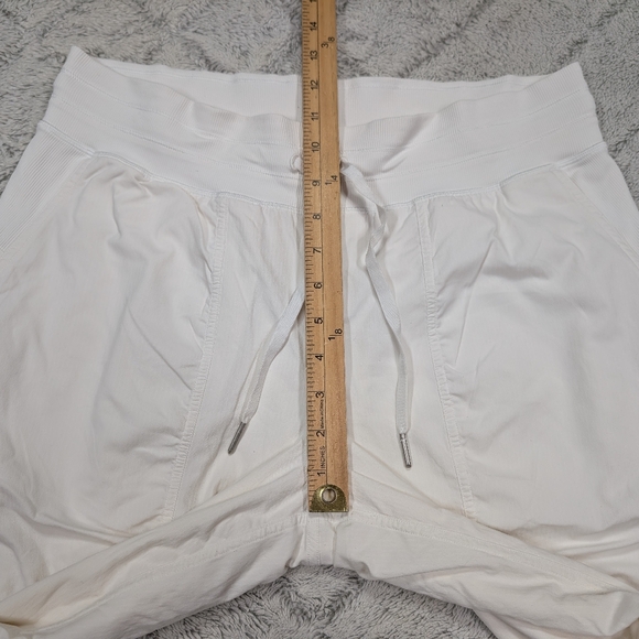 Lululemon Joggers Womens 10 White Dance Studio Mid Rise Lined Casual 28” - Picture 6 of 11